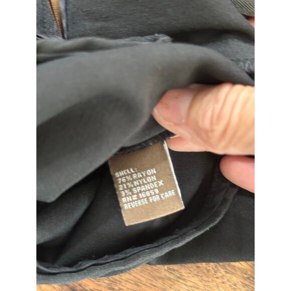 J. McLaughlin Women's Black Sydney Bi-Stretch Ankle Dress Pants Size 8 - Picture 3 of 7